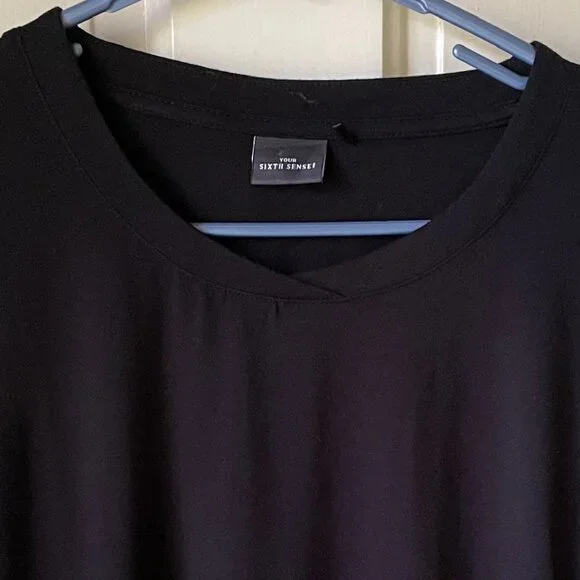 Your Sixth Sense Three Quarter Sleeve Black Tee - Picture 3 of 3